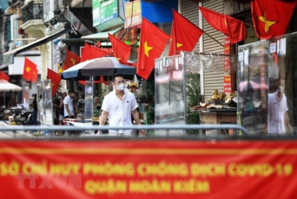 7 Hinh Anh Nhan Dan Thu Do Treo Co Ruc Ro Ky Niem Ngay Quoc Khanh