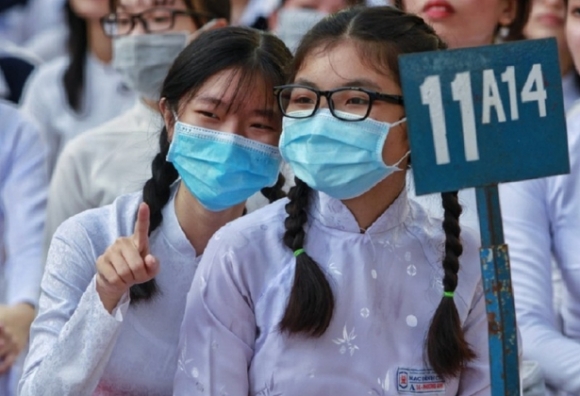 1 Hoc Sinh Tphcm Se Duoc Mien Hoc Phi Hoc Ky I