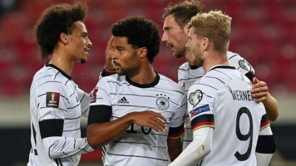 1 May Bay Cho Tuyen Duc Phai Ha Canh Khan Cap Sau Tran Thang Tung Bung O Iceland