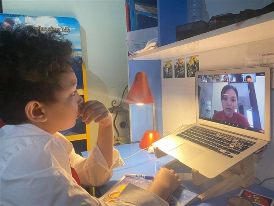 2 Phu Huynh Than Troi Con Lop 1 Hoc Online 4 5 Tietngay Nguoc Voi Quy Dinh