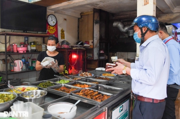 1 Ban Tin Covid 19 Dich Ha Nhiet Ha Noi Va Tphcm Noi Long Nhieu Hoat Dong