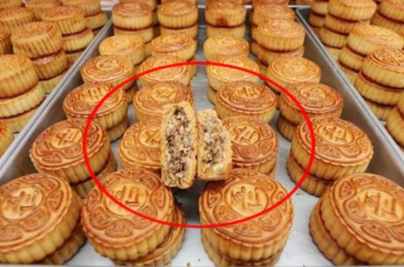 1 Dung Mua 3 Loai Banh Trung Thu Nay Trong Dip Tet Trung Thu Nhan Vien Cua Nha May San Xuat Banh Trung Thu Cung Khong An Loai Nhu Vay