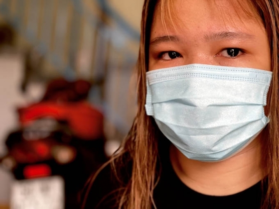 1 Hai Chi Em O Tphcm Mat Ca Cha Me Trong 2 Ngay Vi Covid 19