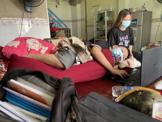 4 Hai Chi Em O Tphcm Mat Ca Cha Me Trong 2 Ngay Vi Covid 19