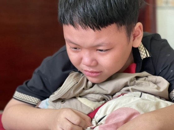 6 Hai Chi Em O Tphcm Mat Ca Cha Me Trong 2 Ngay Vi Covid 19