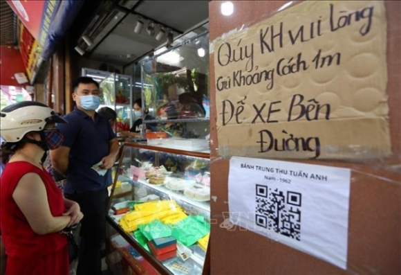 6 Tap Nap Nguoi Mua Banh Trung Thu Sau Khi Ha Noi Noi Long Gian Cach Vung Xanh