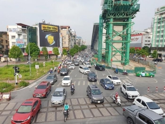 8 Duong Pho Ha Noi Ken Kin Phuong Tien Trong Sang Dau Tuan