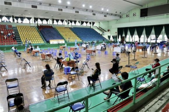 1 Thanh Pho Ho Chi Minh Nhan Them Hon 666000 Lieu Vaccine Pfizer Va Astra Zeneca