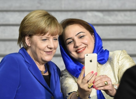 14 Hinh Anh Dat Gia Cua Nha Lanh Dao Quyen Luc Nhat Chau Au