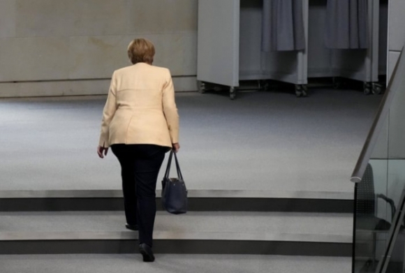 27 Hinh Anh Dat Gia Cua Nha Lanh Dao Quyen Luc Nhat Chau Au