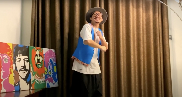 4 Noi Vong Tay Lon Keu Goi Duoc Hon 102 Ti Chong Dich Covid 19