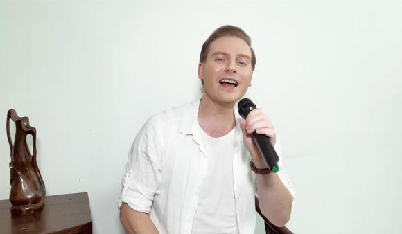 8 Noi Vong Tay Lon Keu Goi Duoc Hon 102 Ti Chong Dich Covid 19