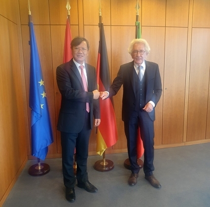 1 Tang Cuong Hop Tac Giua Bang Nordrhein Westfalen Duc Va Cac Dia Phuong Viet Nam