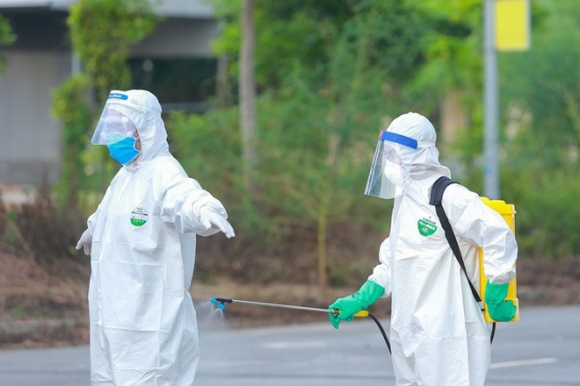 1 Benh Vien Viet Duc Phat Hien F0 Tam Thoi Phong Toa Mot Toa Nha