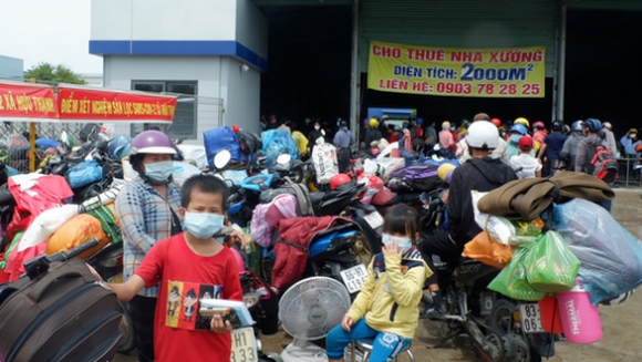 1 Long An De Nghi 16 Dia Phuong Don 1247 Nguoi Dan Un U O Tinh Nay Ve Que