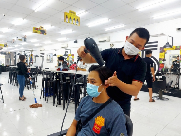 4 Thanh Pho Can Tho Nhu Bung Tinh Voi Binh Thuong Moi Tu 12h Trua 30 9