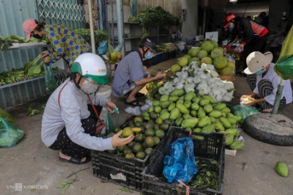 9 Xep Hang Mua Thuc An Cat Toc O Tp Hcm