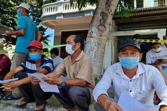 1 Hang Tram Nguoi Dan Mac Ket Tai Chot Da Nang   Quang Nam