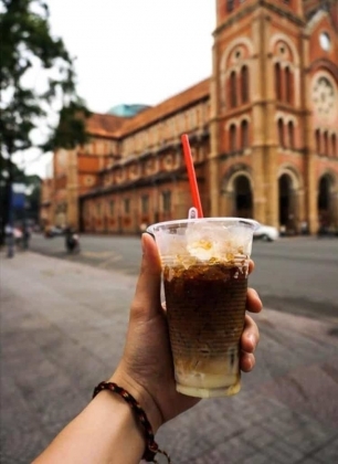 2 Vuot London Va Paris Tp Ho Chi Minh Lot Top 10 Diem Den Duoc Yeu Thich De Thuong Thuc Ca Phe