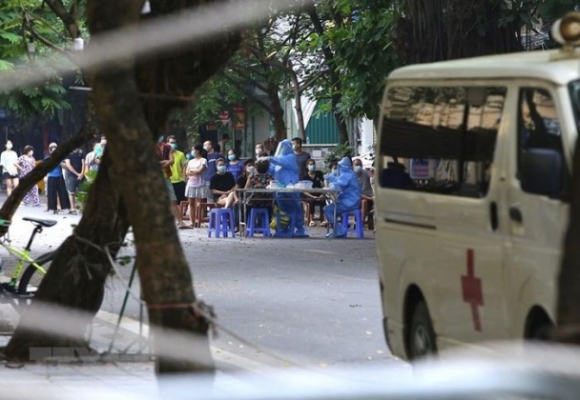 10 Ha Noi Xet Nghiem Dien Rong Cho Cu Dan Quanh Benh Vien Viet Duc