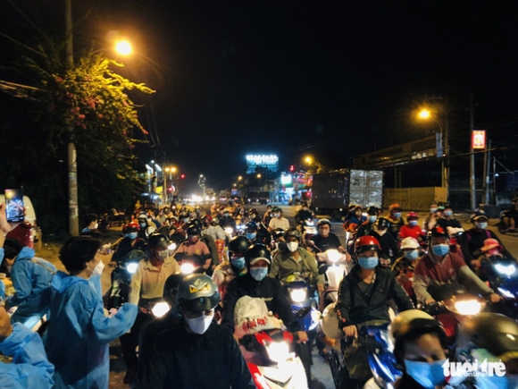 2 Toi 3 10 Hang Ngan Nguoi Dan Tiep Tuc Ve Mien Tay