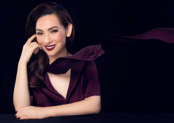 2 Viet Huong Lo Lieu Thu Tuc Dua Thi Hai Phi Nhung Ve My De Con Gai Wendy Nhin Mat Lan Cuoi