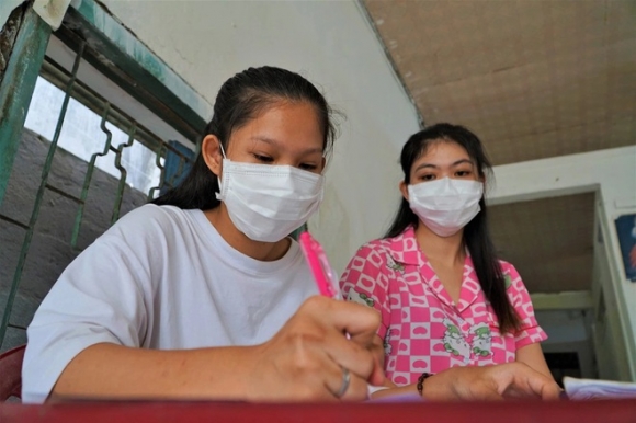 3 Thuong Be Gai 14 Tuoi Thieu Tinh Cam Nguoi Cha Gio Lai Dau Don Vi Mat Me