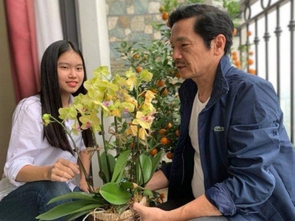 4 Nsnd Trung Anh Cua Ve Nha Di Con Nghi Huu