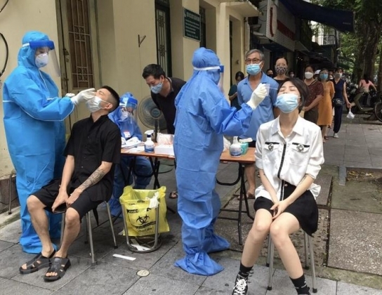 7 Ha Noi Xet Nghiem Dien Rong Cho Cu Dan Quanh Benh Vien Viet Duc