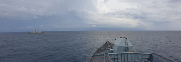 1 Chien Ham Viet Nam Dien Tap Voi Khinh Ham Anh Quoc