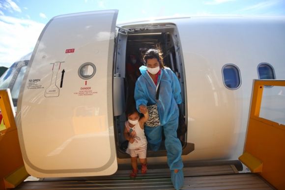 1 Thua Thien Hue Quang Nam Don Nguoi Dan Ve Que Uu Tien Thai Phu Hoc Sinh Nguoi Yeu The