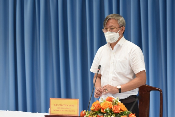 2 Dong Nai Se Thi Diem Cong Nhan Khong Can Giay Di Duong Uu Tien Chuyen Gia Tphcm Vao Lam Viec