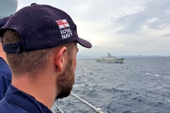 2 Chien Ham Viet Nam Dien Tap Cung Tau Hai Quan Anh