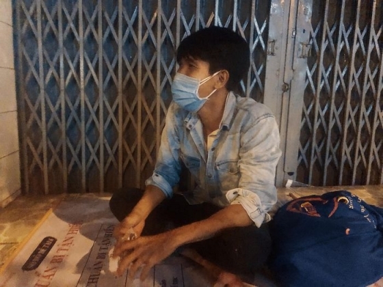 4 Nguoi Ngheo O Tphcm Khong Nha O Mieng An Hau Gian Cach