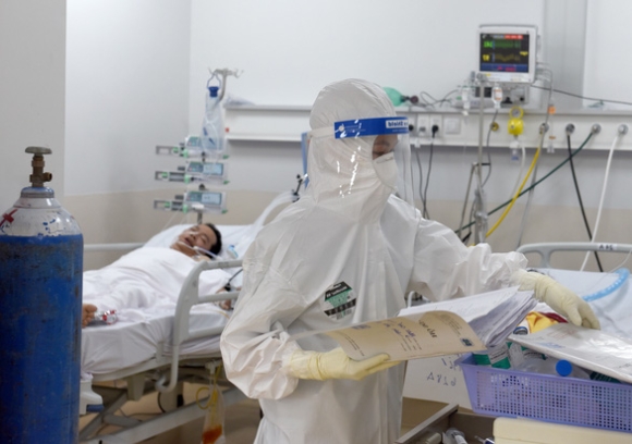 1 Dung Test Nhanh Voi Nguoi Ra Vao Khu Vuc Cua Khau Mong Cai Quang Ninh