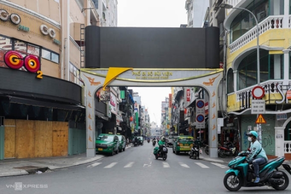 1 Nhieu Doanh Nghiep Ngan Ngai Mo Cua Lai