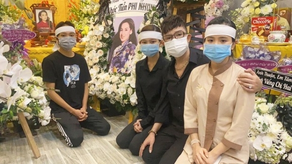 3 Giat Minh Phat Ngon Cua Vo Cu Huy Khanh Phi Nhung Ra Di La Hoan Toan Dung Y Troi