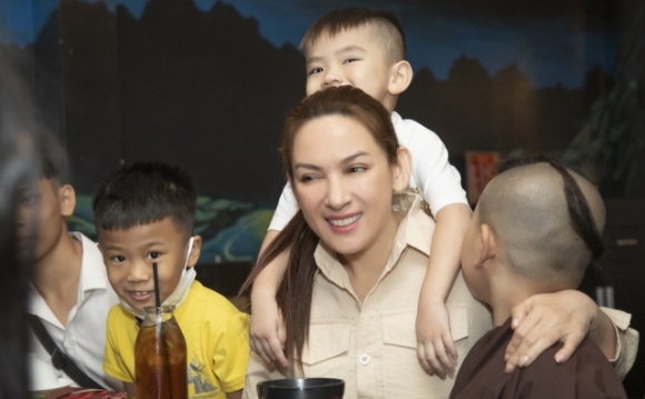 4 Giat Minh Phat Ngon Cua Vo Cu Huy Khanh Phi Nhung Ra Di La Hoan Toan Dung Y Troi