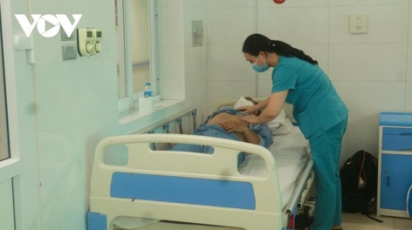 1 Ngai Dich Covid 19 Khong Den Vien Nhieu Ca Mac Sot Xuat Huyet Nguy Kich