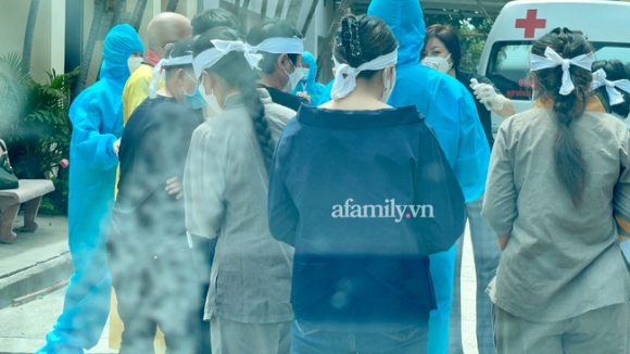 7 Khung Canh Buon Thuong Tai Noi Hoa Tang Phi Nhung