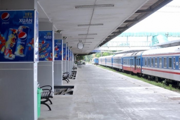 10 Ngay Dau Tien Ga Ha Noi Mo Ban Ve Tro Lai Cac Tuyen Tau Bac Nam