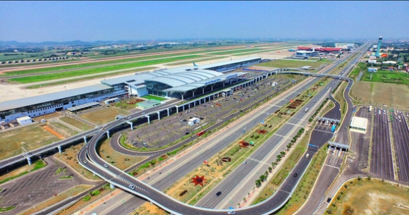 1 Vat The Bay Nghi Flycam Xam Nhap Khu Vuc San Bay Noi Bai 2 Lan