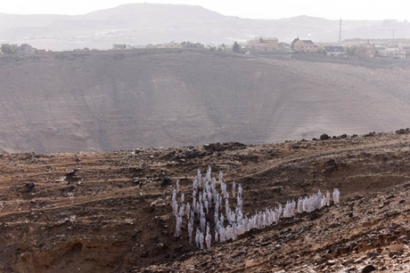 7 Hang Tram Nguoi Khoa Than De Canh Bao Ve Bien Chet