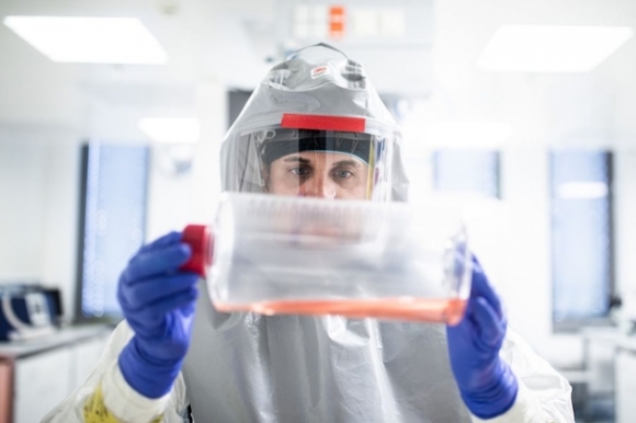 1 Thu Nghiem Lan 3 Hang Vaccine Phap Tuyen Bo Che Pham Hieu Qua Hon Astrazeneca