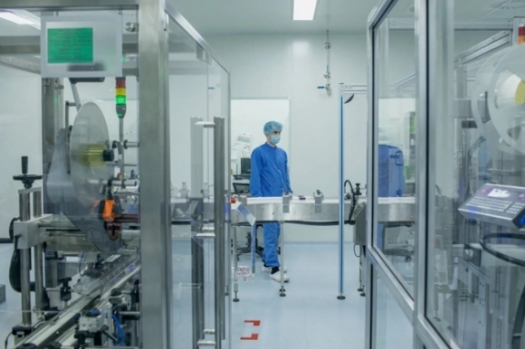 3 Nguoi Nga Tra Gia Vi Bai Xich Vaccine