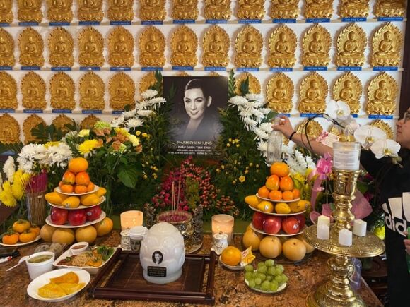 7 Hinh Anh Chua Tung Cong Bo Sau 1 Thang Ca Si Phi Nhung Qua Doi Cac Con Nuoi Bo Vo Doi Tang Nhin Chau Ngoai Ma Chanh Long