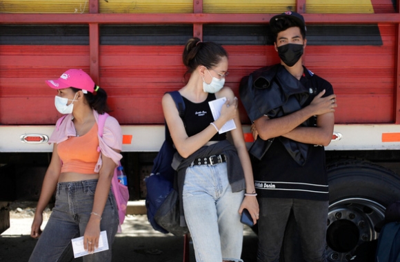 1 My Chua Cho Tiem Vac Xin Moderna Cho Tre Cho Danh Gia Them