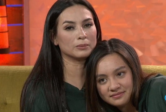 1 Con Gai Chia Se Cau Chuyen Xung Quanh Dam Tang Cua Phi Nhung He Lo Loi Dan Cua Me Gay Xot Xa