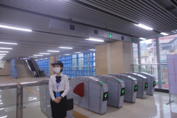 10 Duong Sat Cat Linh   Ha Dong Chinh Thuc Van Hanh Mo Cua Don Khach Mien Phi