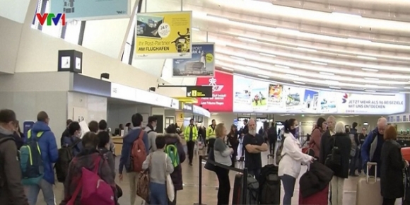 1 Ao Do Bo Han Che Luu Thong Hang Khong Voi Nga